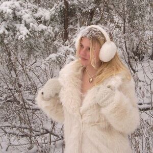 Meet your Posher, Audrey